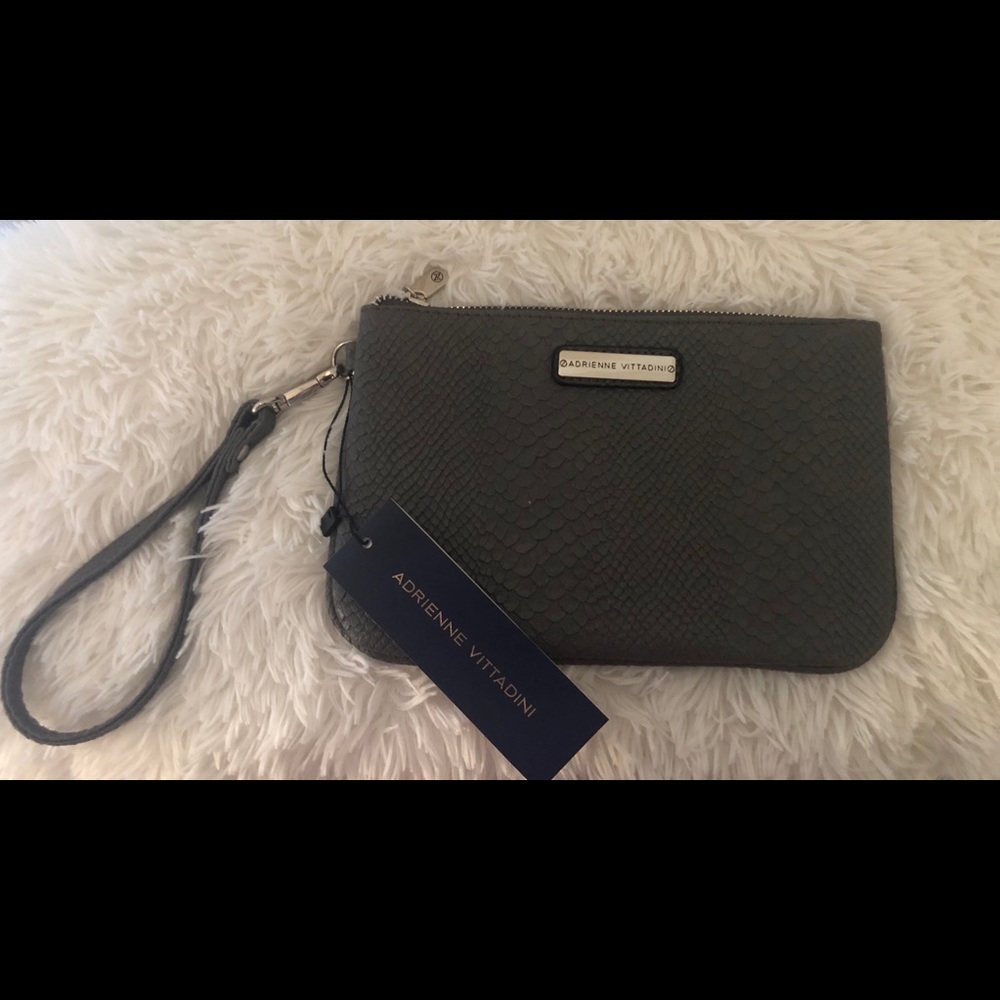 Adrienne Vittadini Gray Wrislet